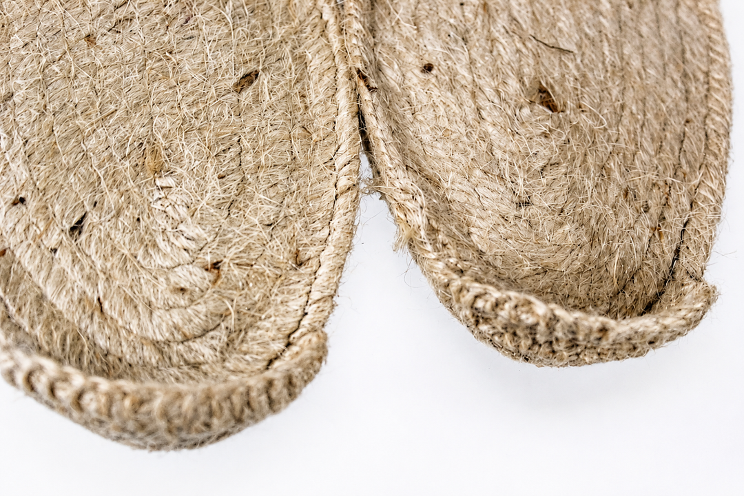 #1763 | Medium Wedge Soles With Toe Flower