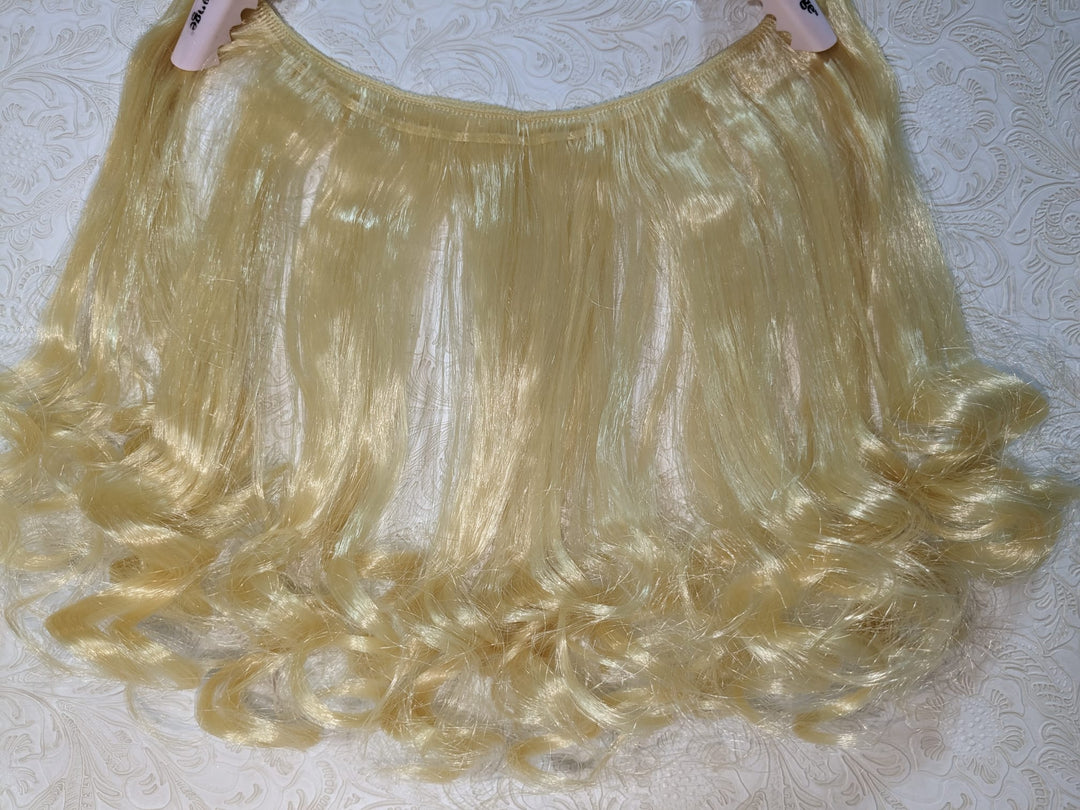15 Golden Blonde Bottom Curl